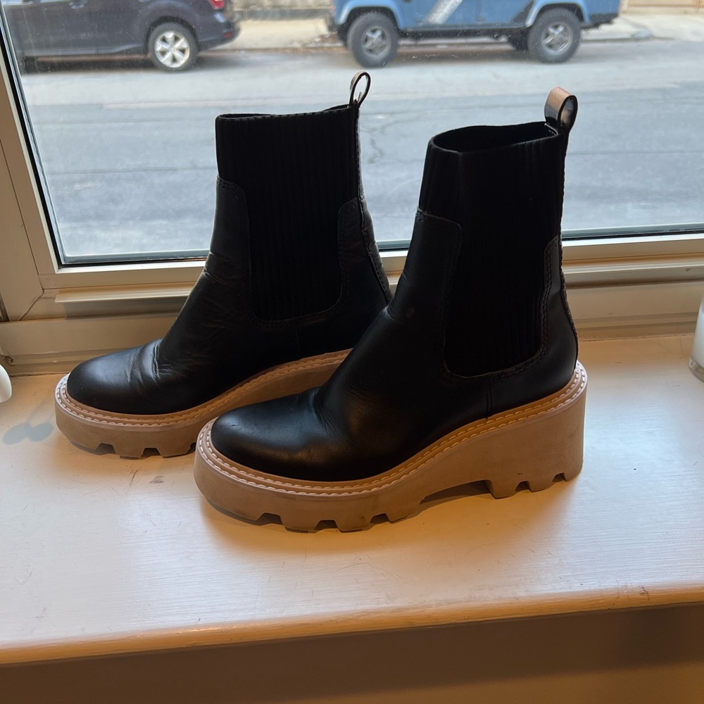 Dolce Vita Women's Hoven H2O Lug-Sole Boots - Picture 2 of 8